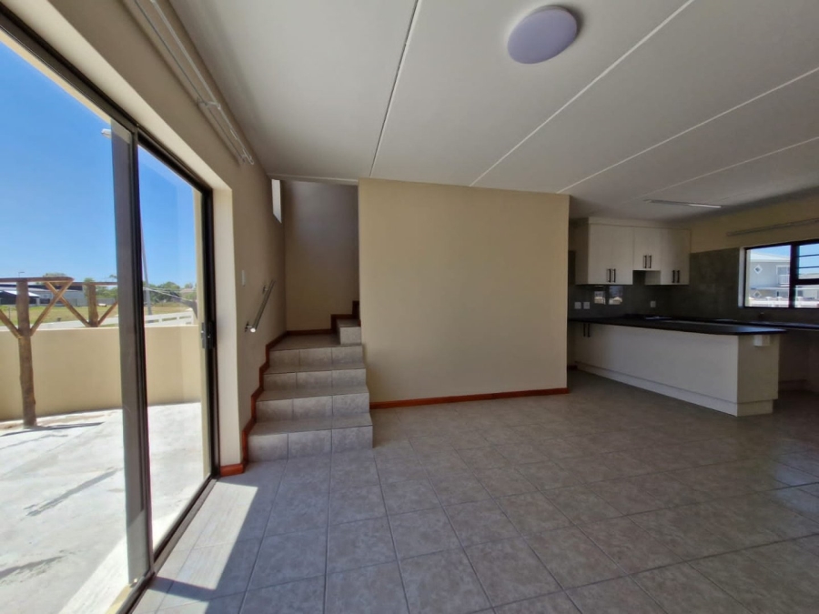 To Let 2 Bedroom Property for Rent in Parsonsvlei Eastern Cape